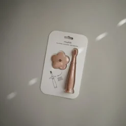 Cepillo de dientes aprendizaje mushie pink