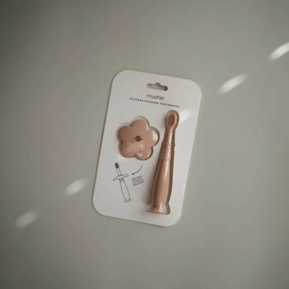 Cepillo de dientes aprendizaje mushie pink