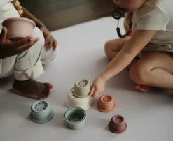Juego de cubos apilables retro petal