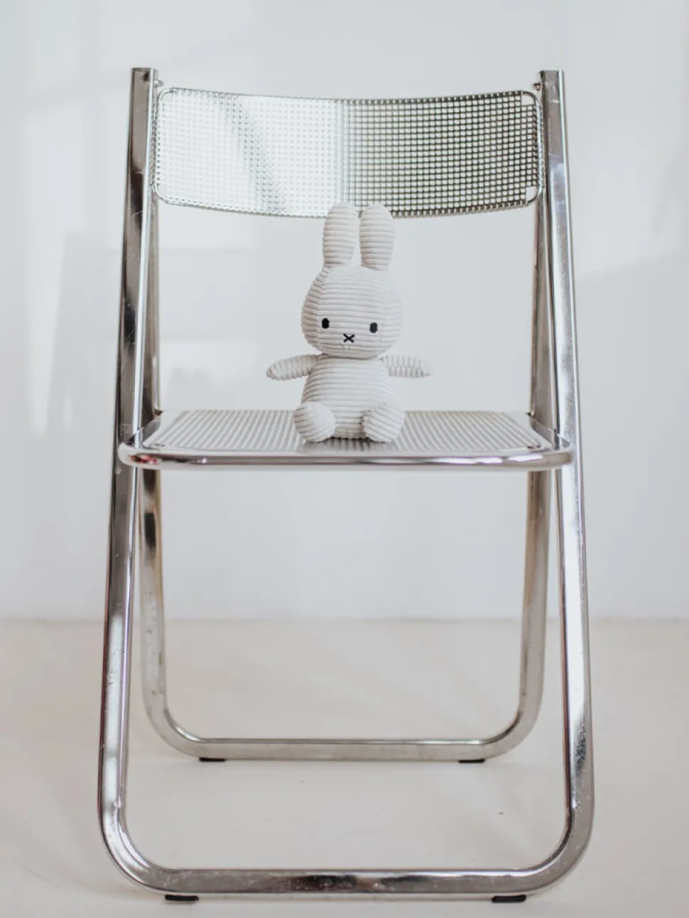 Miffy 23 cm pana gris