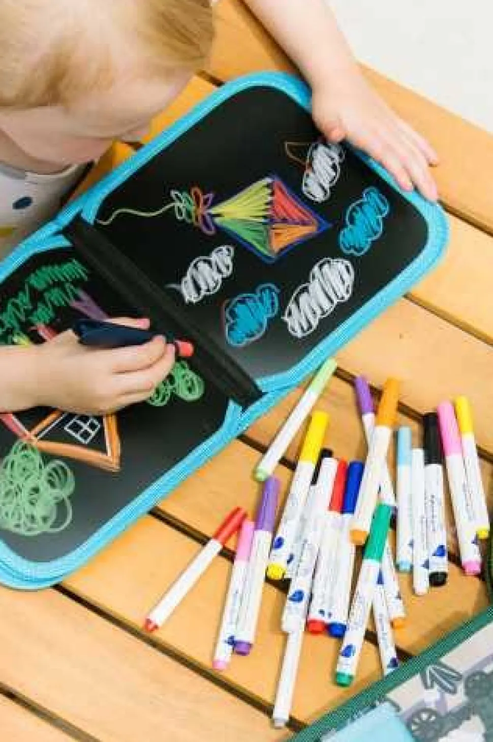 Mini rotuladores mágicos libro pizarra